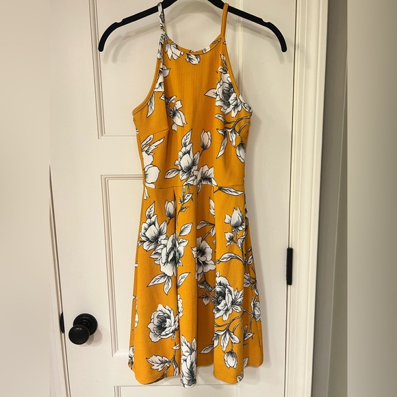 Soprano Sundress Bundle - Picture 8 of 11